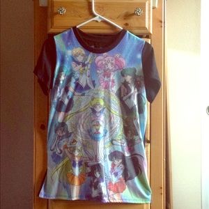 NWOT Sailor Moon Collectable Graphic Tee